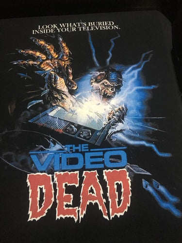 The Video Dead Looks Whats Buried Inside Your Television - P - Polera