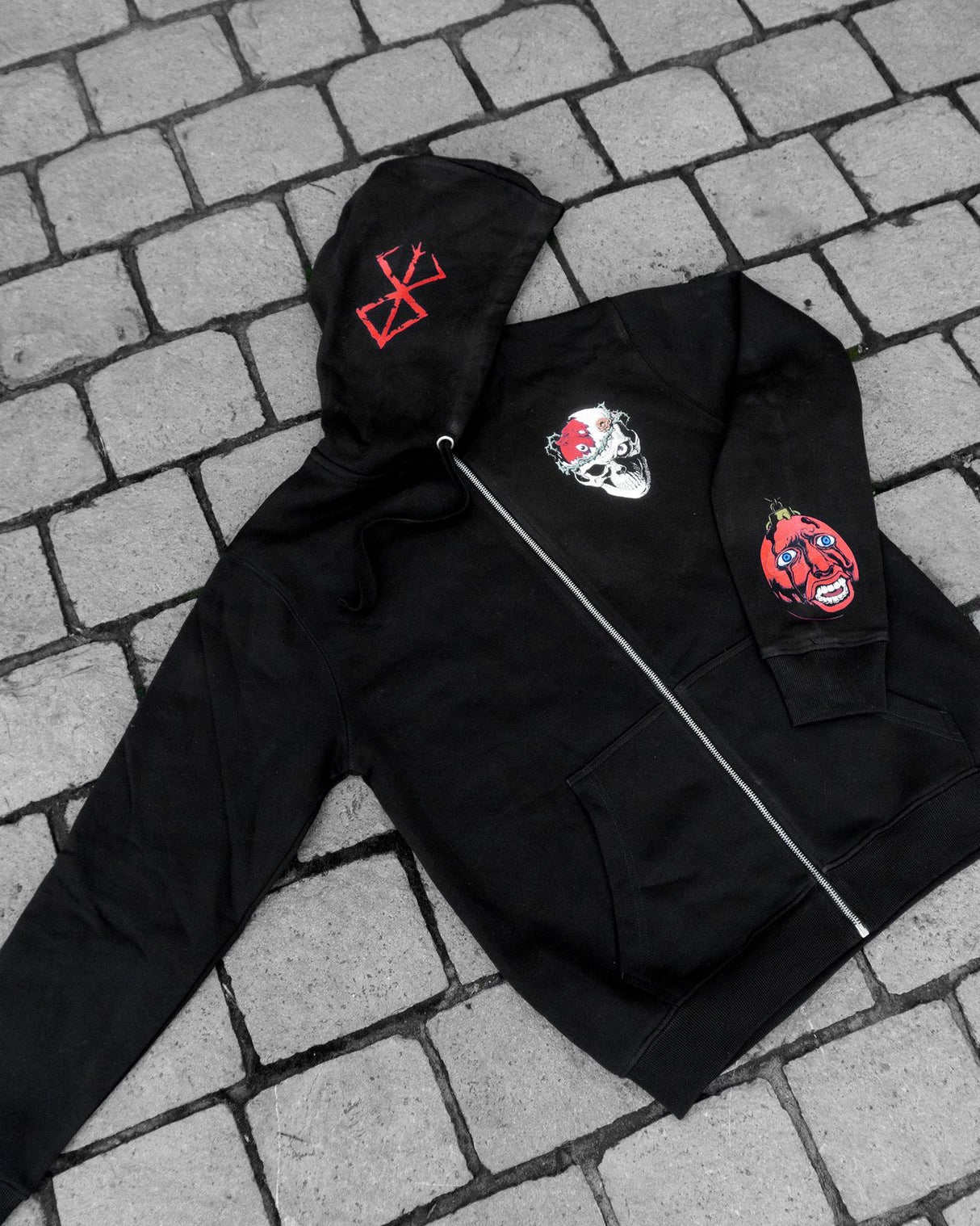 Berserk - Skull Knight Behelit - Poleron