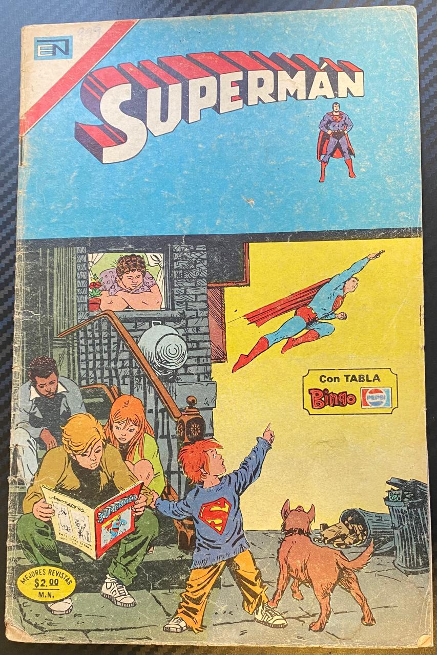 Superman N°999 - Revista