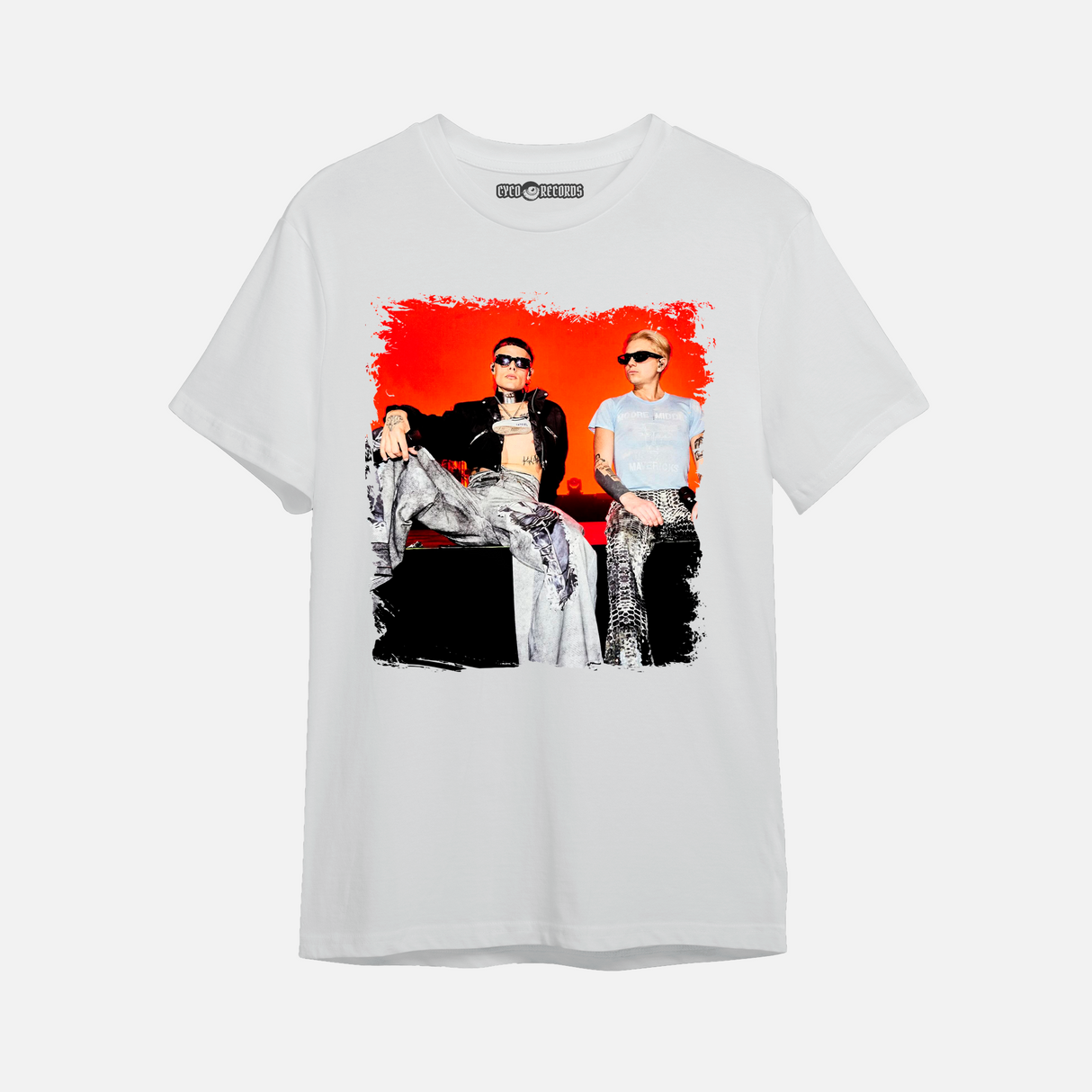 CA7RIEL y Paco Amoroso - Foto - Polera