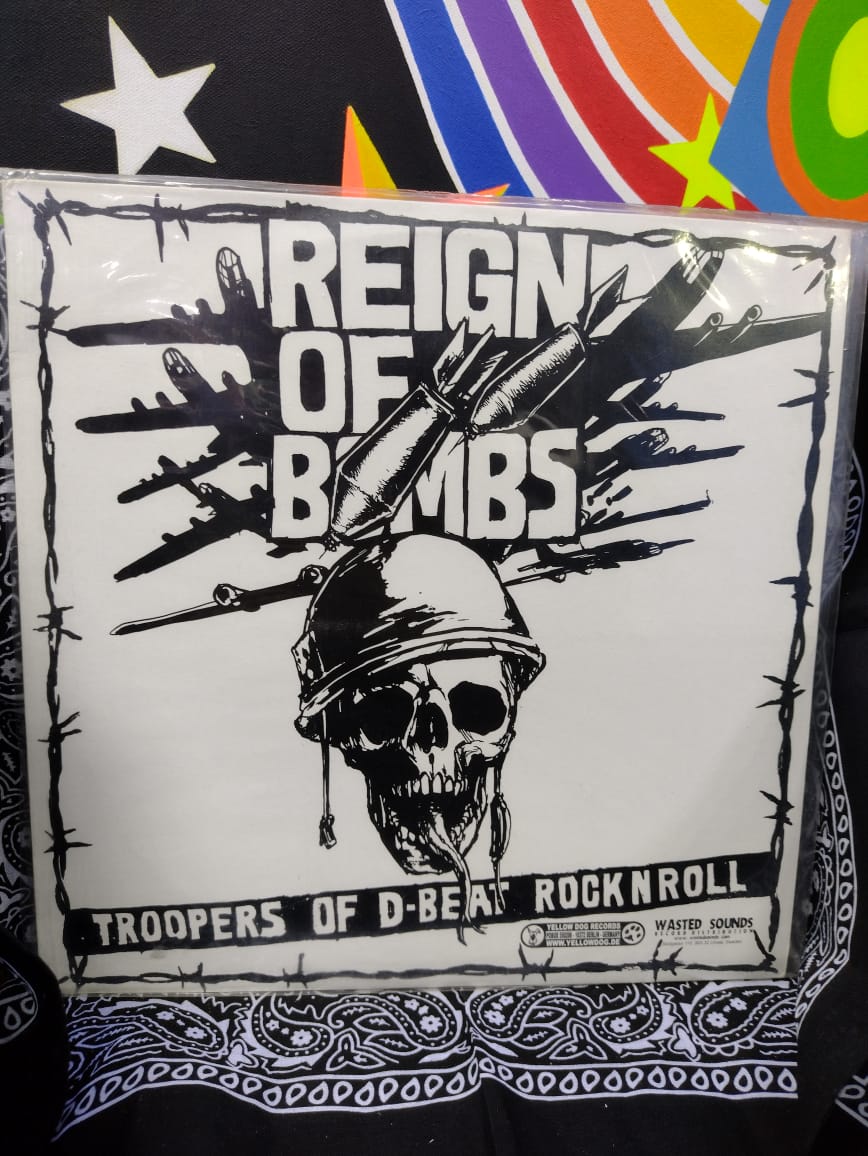 REIGN OF BOMBS - BOMBSTRIKE- TROOPERS OF D-BEAT - Vinilo